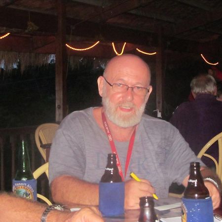 Parrot Paradise Resort Boljoon Bagian luar foto