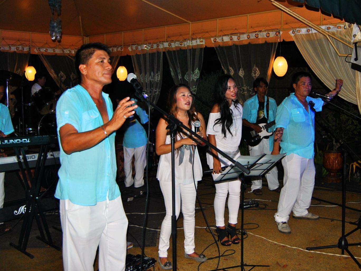 Parrot Paradise Resort Boljoon Bagian luar foto