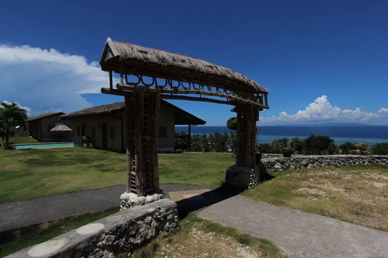 Parrot Paradise Resort Boljoon Bagian luar foto