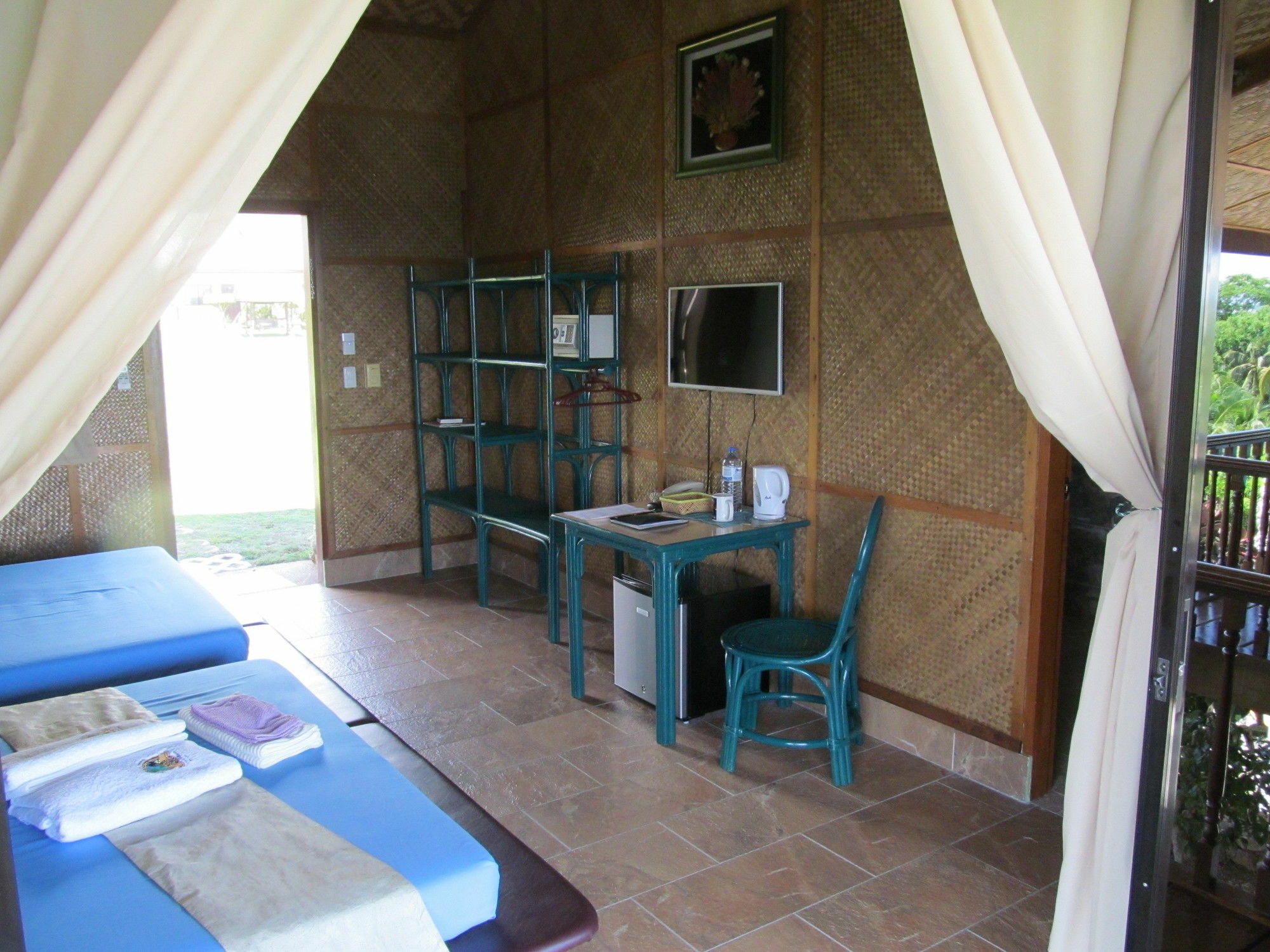 Parrot Paradise Resort Boljoon Bagian luar foto